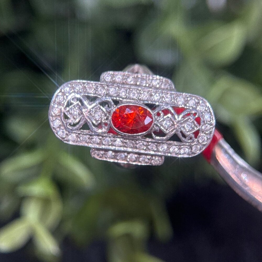 Victorian Design Orange / White Stones Ring - Picture 3 of 10
